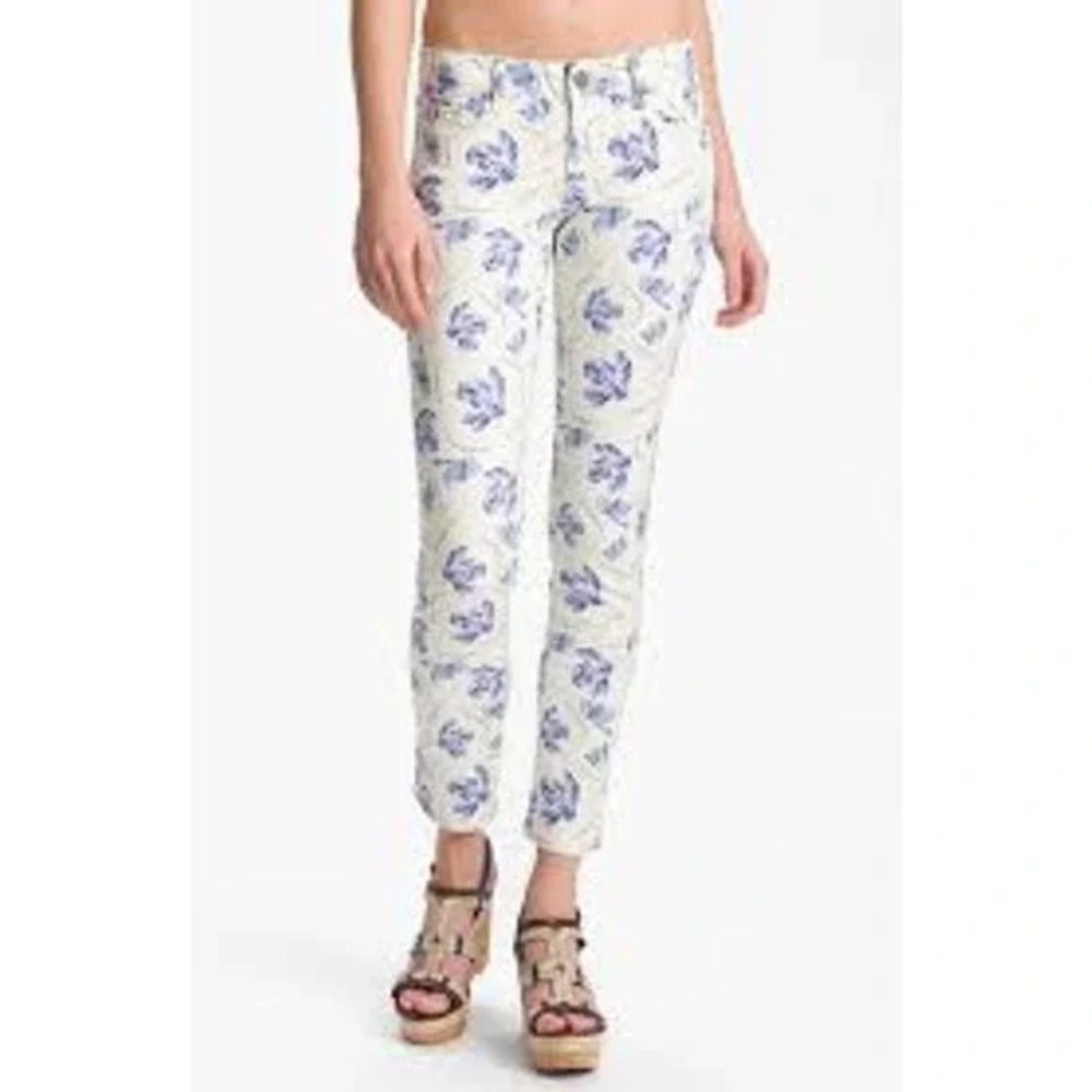 Women's page royal, indigo, floral Peg ankle jeans, size 31